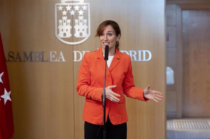 La portavoz de Más Madrid en la asamblea y candidata a la Presidencia regional, Mónica García, ofrece una rueda de prensa previa al pleno en la Asamblea de Madrid