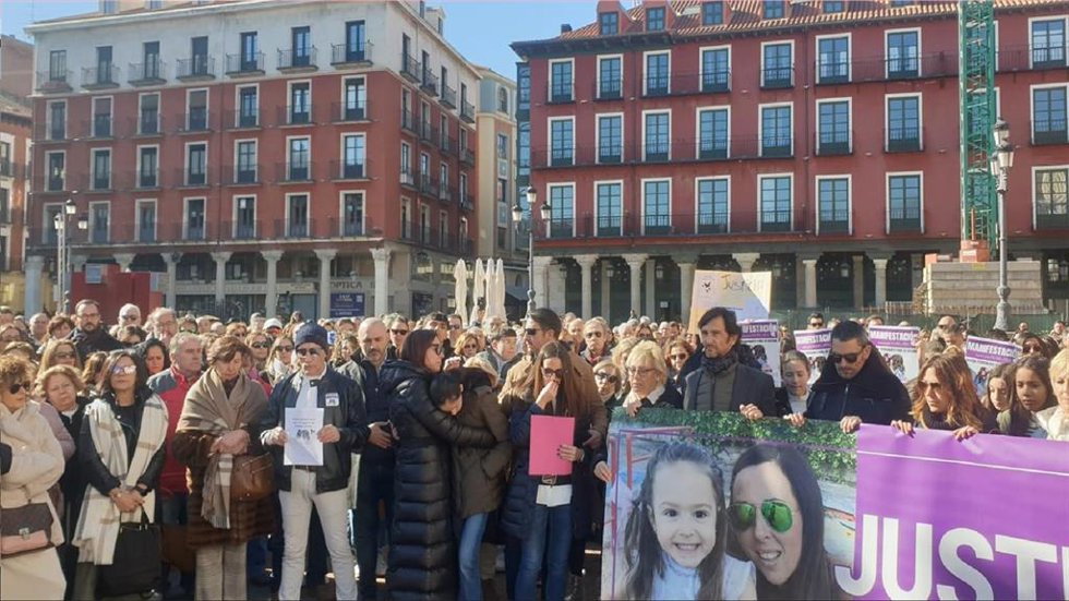 Cerca de 2.500 personas pide en Valladolid la máxima pena para el asesino de Paloma e India y "terminar con esta lacra"