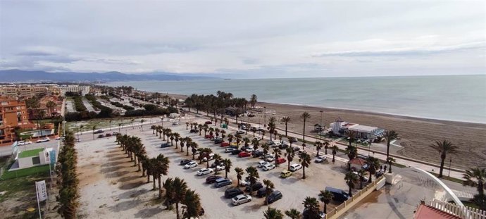 Vista paseo marítimo y playa de Torremolinos