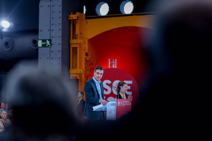 El secretari general del PSOE i president del Govern, Pedro Sánchez intervé en l'acte de presentació de Reyes Maroto com a candidata a l'alcaldia de Madrid, en La Nau, a 4 de febrer de 2023, a Madrid (Espanya).