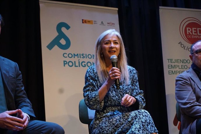 La consejera de Desarrollo Educativo y Formación Profesional, Patricia del Pozo, en el II Encuentro de Empresas al Sur de Sevilla, organizado por la Red de Empleo y Emprendimiento del Polígono Sur.