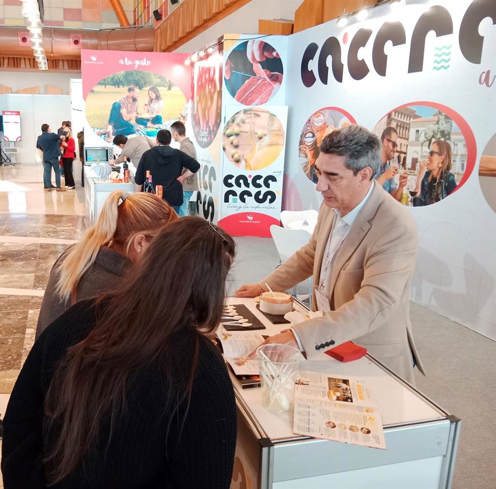 La Torta del Casar vuelve al Salón H&T de Málaga tras el parón de la pandemia