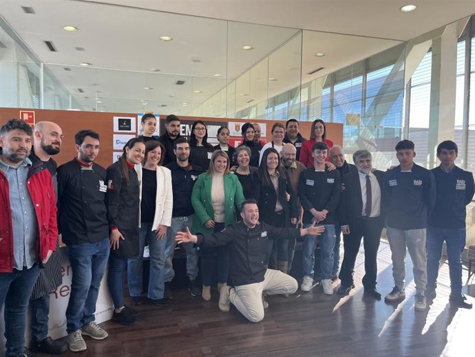 La escuela 'Semillas' del chef Carlos Maldonado echa andar en Talavera para que jóvenes vulnerables "elijan su camino"