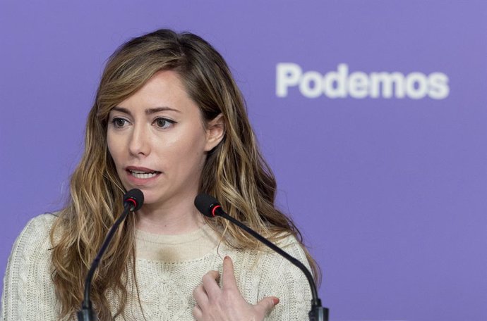 La secretria d'Acció Institucional de Podem, María Teresa Pérez, ofereix una roda de premsa, a 6 de febrer de 2023, a Madrid (Espanya). 