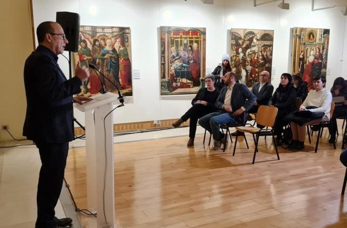 El consejero de Educación, Cultura y Deporte del Gobierno de Aragón, Felipe Faci, en la presentación del Año Sijena