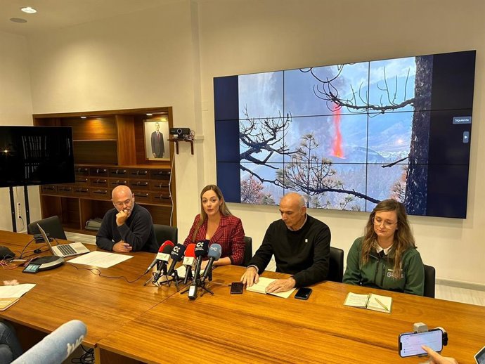El Cabildo De La Palma Presenta Los Primeros Resultados Del Estudio Realizado Sobre El Terreno Sobre La Afección De La Erupción Volcánica Sobre La Biodiversidad De La Zona En Particular, Y Del Valle De Aridane
