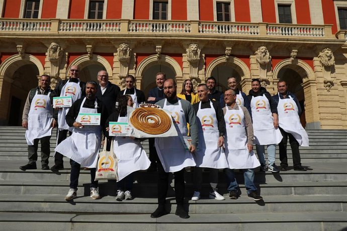 Nota Y Foto El Ayuntamiento Da El Pistoletazo De Salida A La Campaña En San Fernando Somos De Churros
