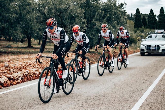 El ciclista esloveno Tadej Pogacar en un entrenamiento con el UAE Team Emirates