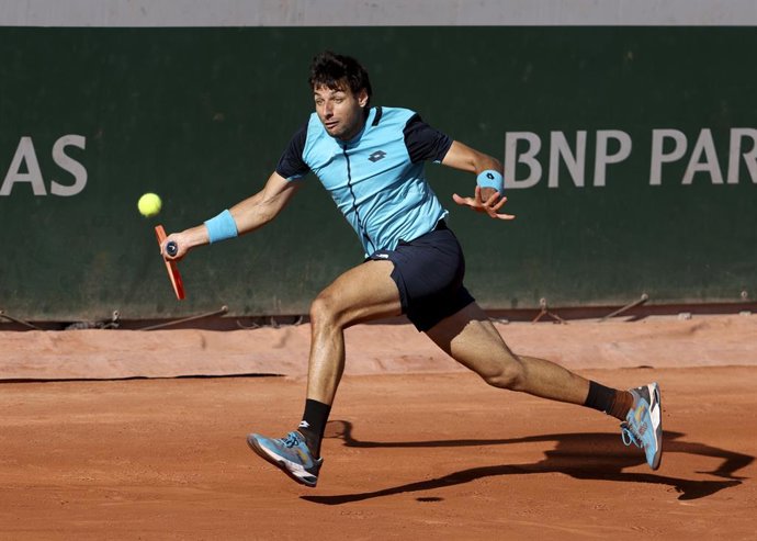 Archivo - Bernabe Zapata Miralles of Spain during day 6 of the French Open 2022, Roland-Garros 2022, second Grand Slam tennis tournament of the season on May 27, 2022 at Roland-Garros stadium in Paris, France - Photo Jean Catuffe / DPPI