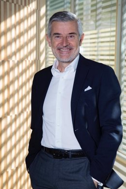 Archivo - Santander nombra a Ángel Rivera como consejero delegado para España