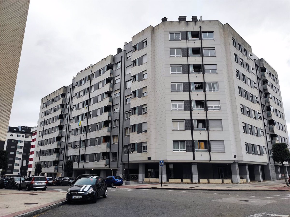 La compraventa de viviendas en Galicia cayó un 13,8% en diciembre y los precios aumentaron un 4,1%
