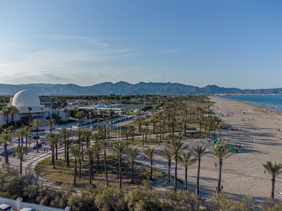 Archivo - Playa del Pinar en Castellón.