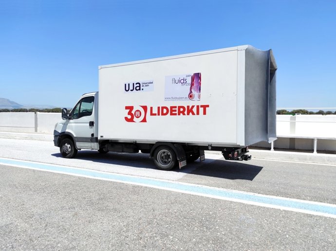 Ensayo en circuito del sistema de alerones