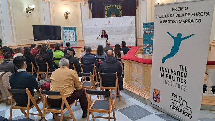 Presentación del proyecto Arraigo.