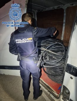 Bobinas intervenidas en una furgoneta