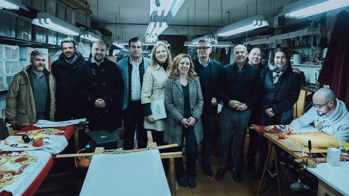 Reunión de Vox con la Asociación Gremial Sevillana de Arte Sacro