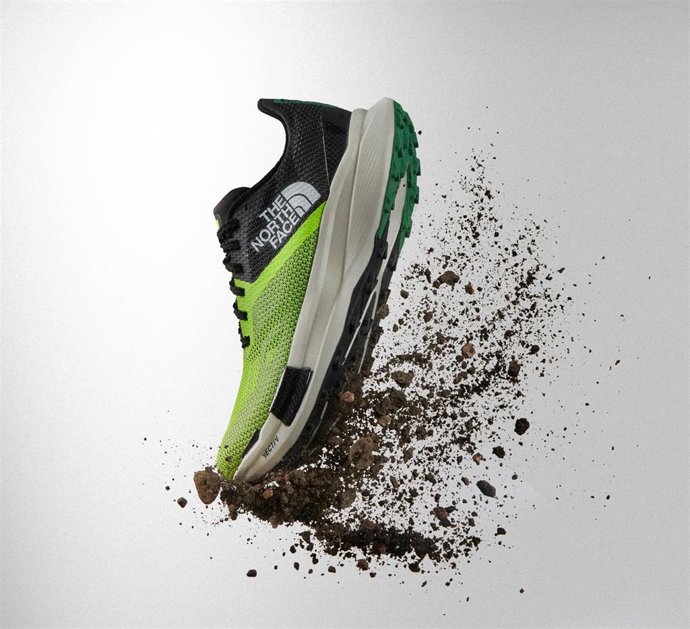 Archivo - The North Face presenta sus zapatillas para trail Vectiv 2.0, con placa de carbono.