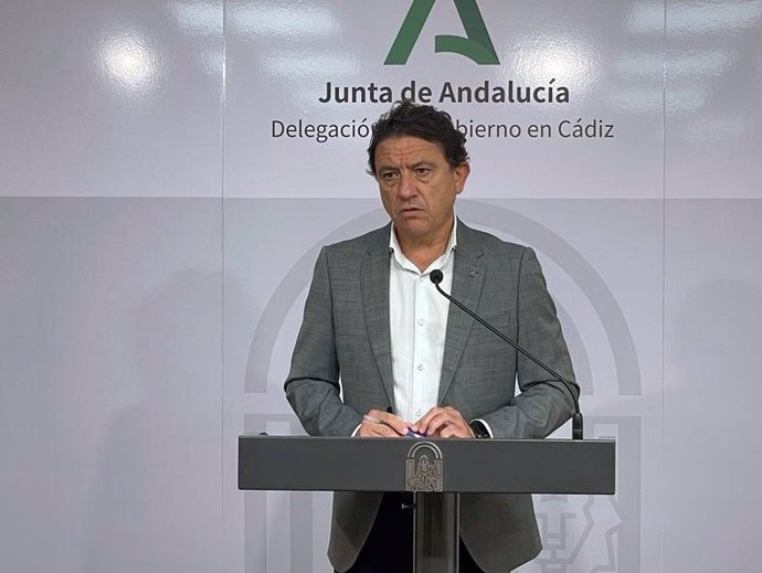 El delegado territorial de Empleo, Empresa y Trabajo Autónomo de la Junta en Cádiz, Daniel Sánchez Román
