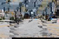 Una intensa lluvia de agua y granizo ocasiona en media hora numerosos daños y zonas inundadas en Sanlúcar (Cádiz)