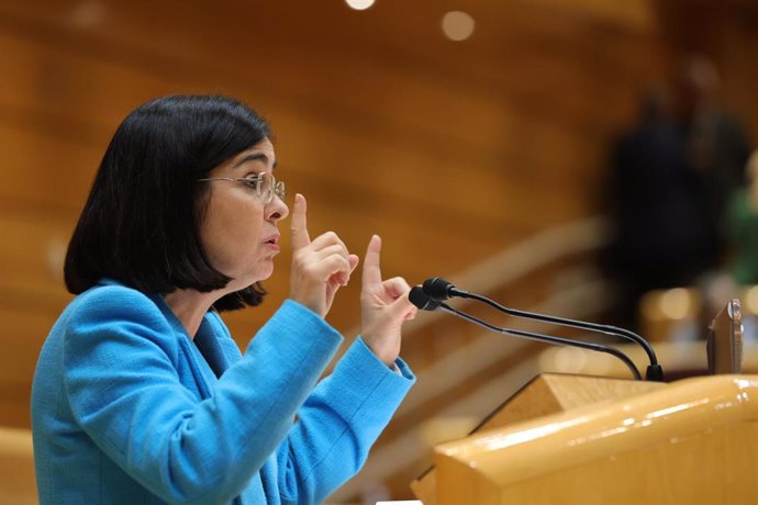 Archivo - La ministra de Sanidad, Carolina Darias, durante una sesión de control al Gobierno en el Senado, a 21 de diciembre de 2022, en Madrid (España).