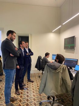 El conseller de Fondos Europeos, Universidad y Cultura, Miquel Company, visita la empresa Balantia