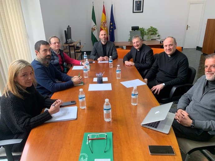 Reunion entre responsables de Cultura y del Cabildo para analizar el Plan Director de la Mezquita de Córdoba.