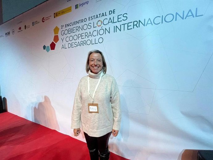 Isabel Albás en el II Encuentro Estatal de Gobiernos Locales y Cooperación Internacional al Desarrollo en Lugo.