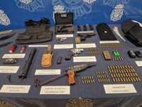 Seis detenidos de una red de sicarios que intentó asesinar a tres personas en un ajuste de cuentas en Marbella (Málaga)