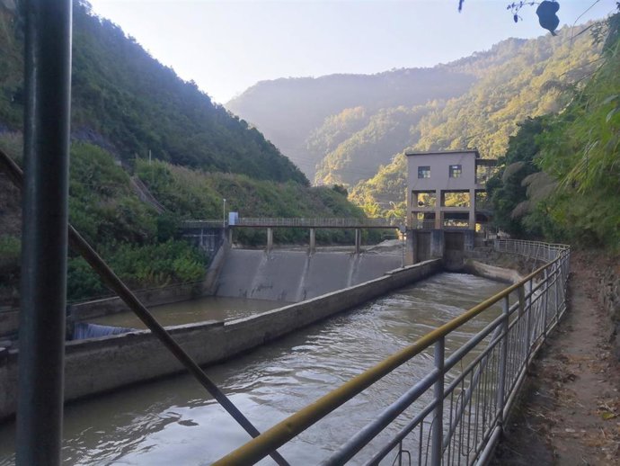 Archivo - Iniciativa hidroeléctrica de Surtruck en la provincia de Yunna, en China.