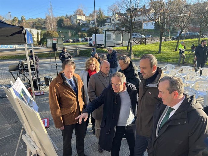 Presentación de los nuevos tramos de carril que cerrarán el anillo ciclable de Torrelavega y lo unirán con el carril Los Corrales-Suances
