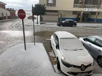 Técnicos de la Junta evalúan los daños por el granizo en los invernaderos de Sanlúcar