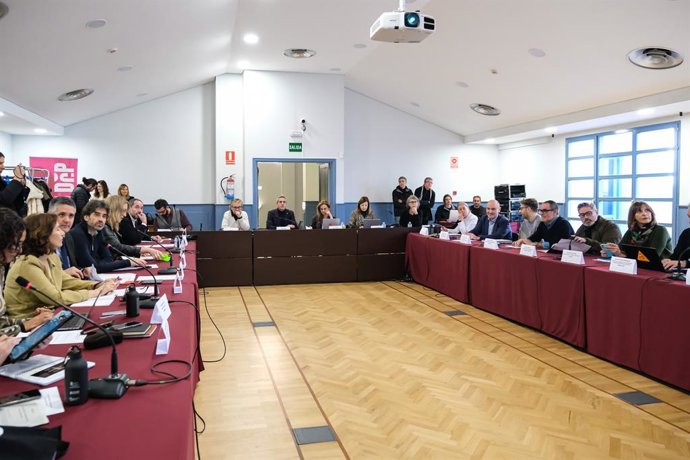 Reunión sectorial del Instituto de Cinematografía y comunidades autónomas en la Filmoteca 'Mario Camus'