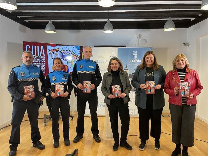 La Policía Local de Segovia cuenta ya con una guía para poder interaccionar con personas con autismo