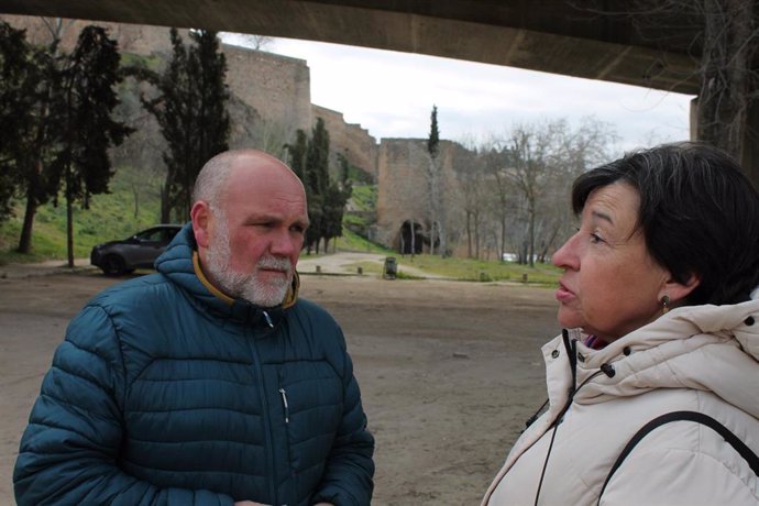 Los concejales de IU-Podemos en el Ayuntamiento de Toledo, Txema Fernández y Olga Ávalos