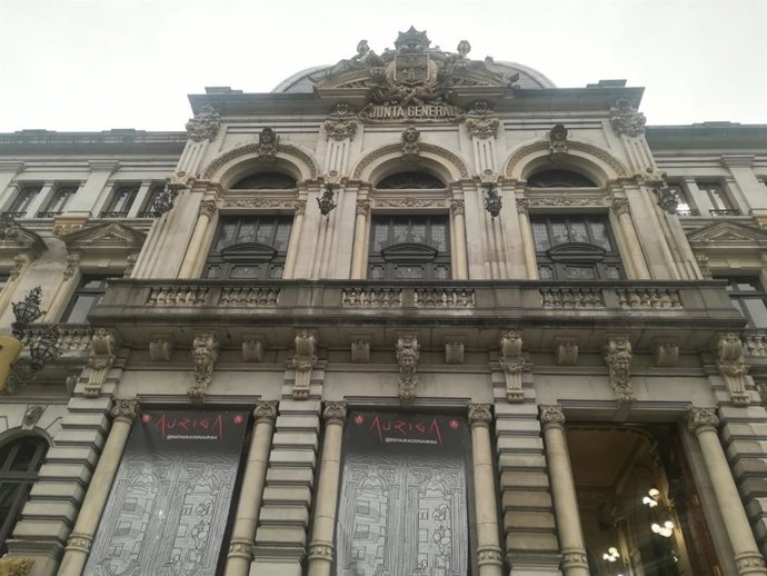 La Junta General abre, desde este martes y hasta el próximo sábado, sus puertas a los visitantes