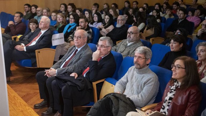 Uruñuela reivindica "el diseño y papel formador de la ESDIR"