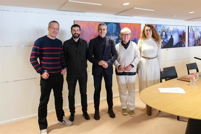 El vicepresidente y consejero de Universidades, Igualdad, Cultura y Deporte, Pablo Zuloaga, presenta el Plan Estratégico de Cultura y Patrimonio.