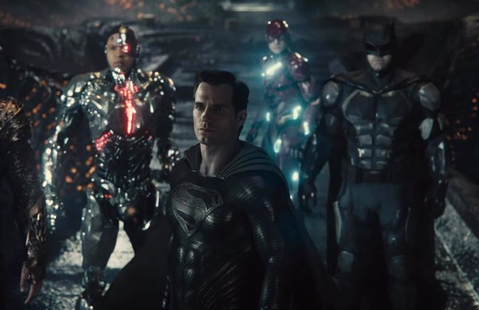 Superman, Batman, The Flasy y Cyborg, héroes del Universo DC de Zack Snyder