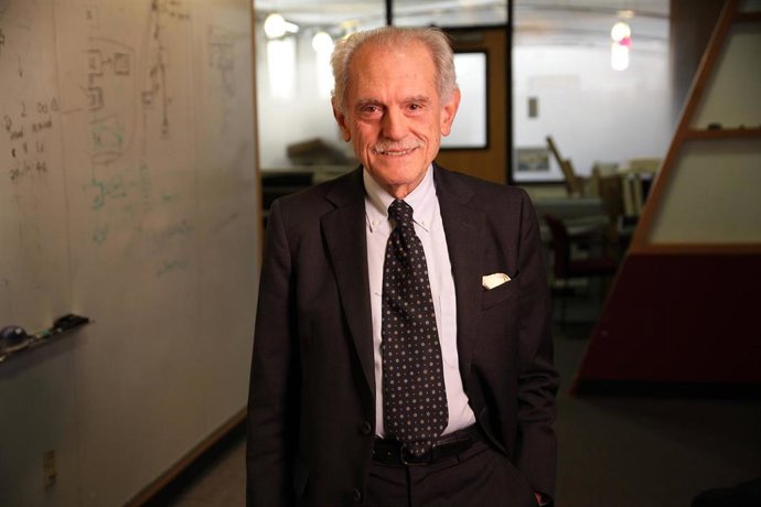 El Premio Fundación BBVA Fronteras del Conocimiento en Tecnologías de la Información y la Comunicación ha sido concedido, en su decimoquinta edición, al profesor Alberto Sangiovanni Vincentelli (Universidad de California en Berkeley)