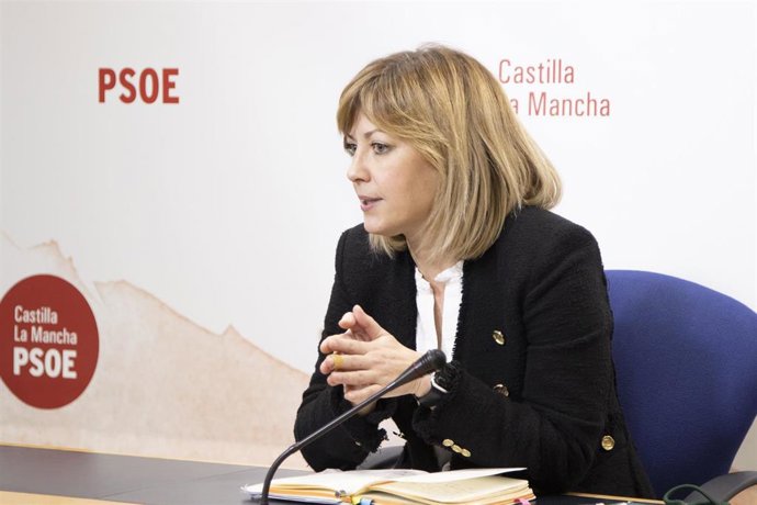 La portavoz del PSOE en las Cortes de C-LM, Ana Isabel Abengózar