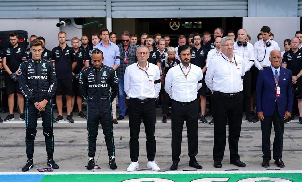 Archivo - Mohammed ben Sulayem, entre Ross Brawn y Stefano Domenicali, antes del Gran Premio de Italia 2022