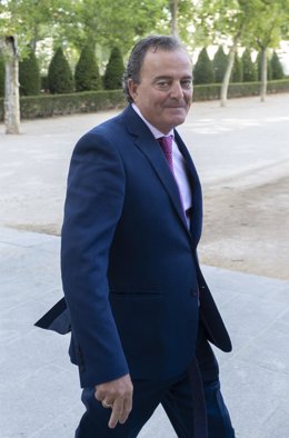 Archivo - El ex juez Fernando Presencia, a su llegada a la Audiencia Nacional para declarar como imputado