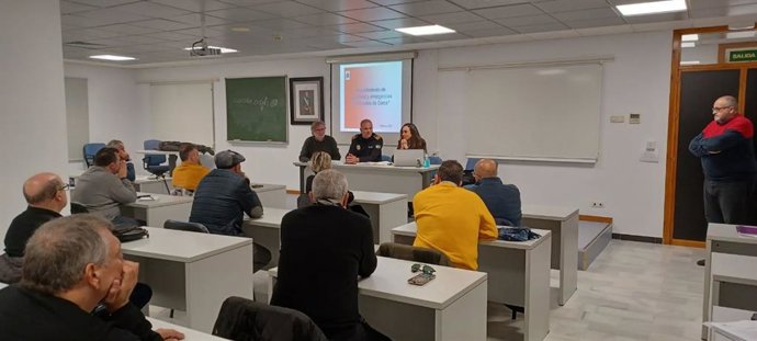 El Ayuntamiento de Cádiz reforzará la seguridad en el carrusel de coros para evitar accidentes como el de Marchena