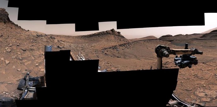 El Curiosity De La NASA Utilizó Su Mastcam Para Capturar Esta Panorámica De 360 Grados Del Marker Band Valley El 16 De Diciembre De 2022.