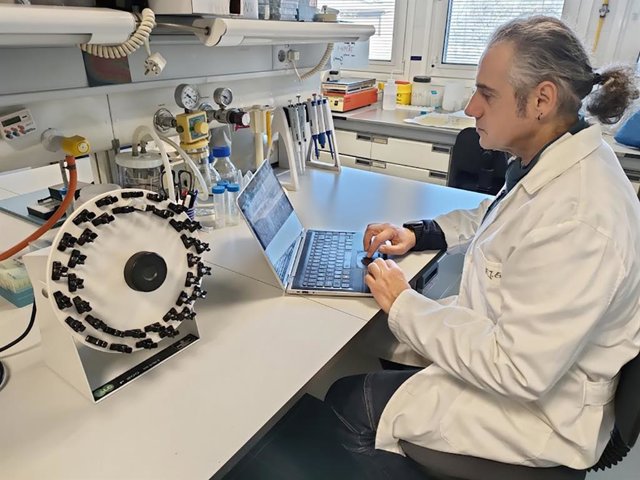 El investigador de la UJA, Francisco J. Esteban