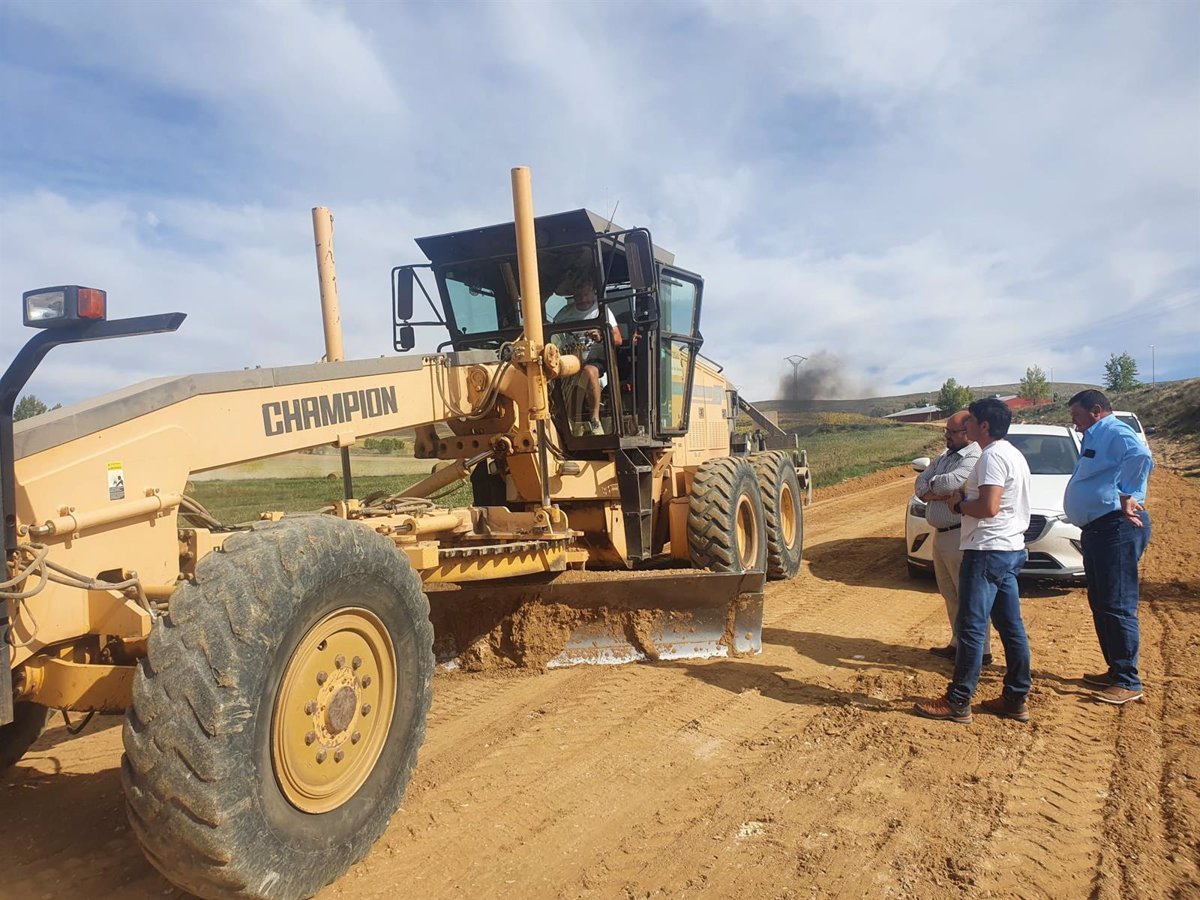 El Servicio De Arreglo De Caminos Rurales De La Diputación De Teruel