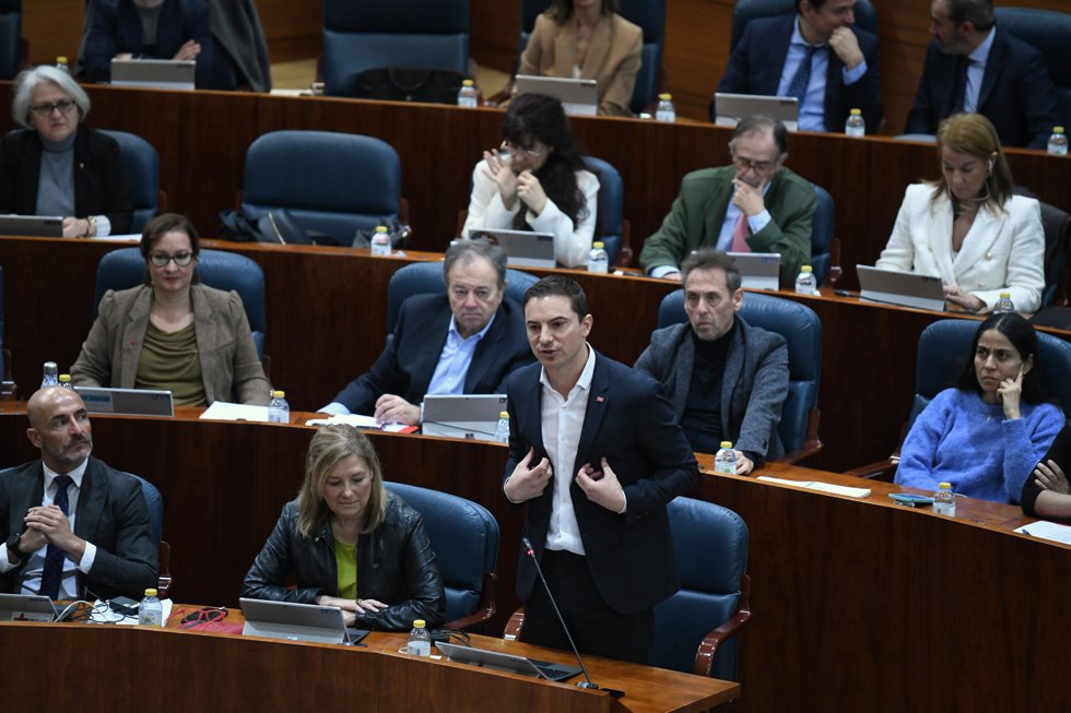 Juan  Lobato en la Asamblea de Madrid