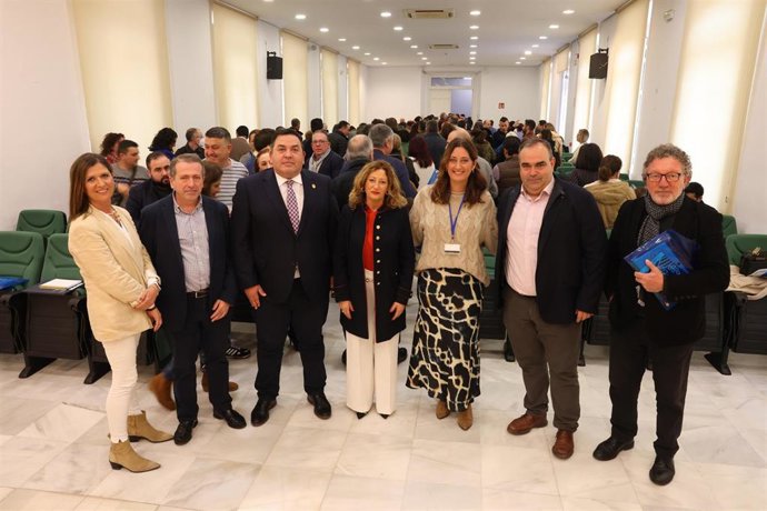 La sala Canillas de Albaida de La Térmica ha acogido la jornada, que ha sido presentada por el diputado de Fomento e Infraestructuras, Francisco Javier Quero.