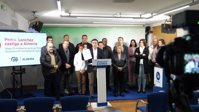 Javier Aureliano García (PP), en rueda de prensa