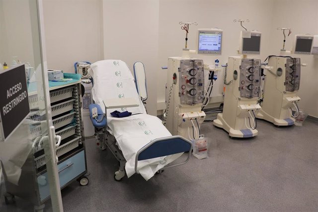 El Hospital De La Serranía De Ronda Incorpora Una Zona De Atención De Pacientes En Aislamiento Con Tres Puestos Más En El Área De Hemodiálisis